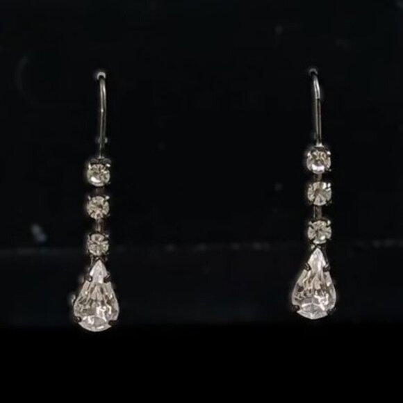 NWT Vieste Austrian Crystal Teardrop Statement Earrings Evening Costume Jewelry - Picture 1 of 6